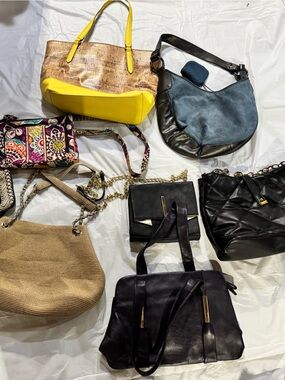 Collection of 8 Handbags / Purses - all in great condition, some vintage